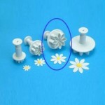 Pme Daisy Marguerite Plunger Cutter Medium